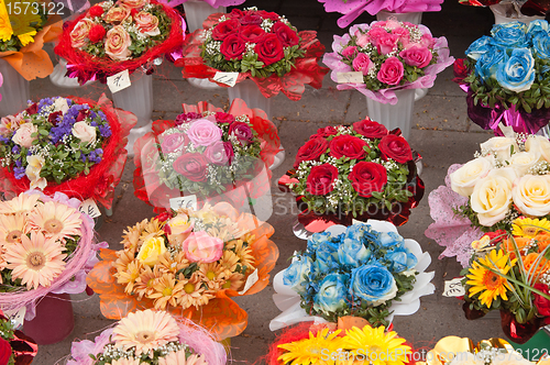 Image of variety of bouquets of flowers, close-up