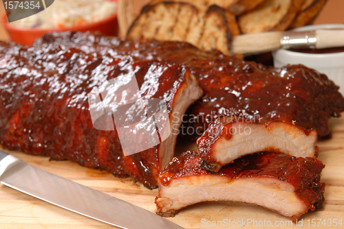 Image of BBQ Ribs with toasted bread and cole slaw