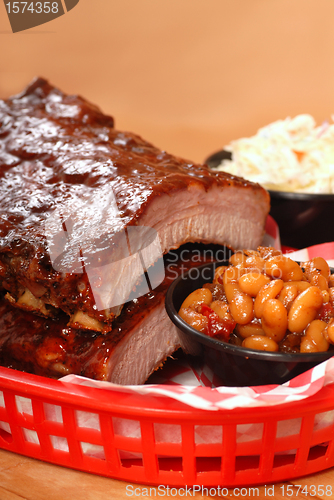 Image of BBQ Ribs with beans and cole slaw