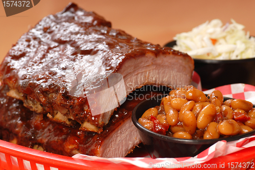 Image of BBQ Ribs with beans and cole slaw