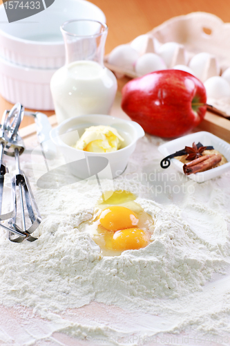 Image of Baking ingredients for apple pie