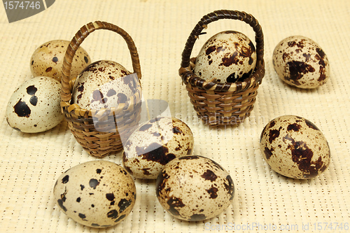 Image of Quail eggs.