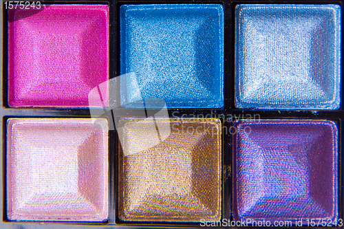 Image of colorful eyeshadows