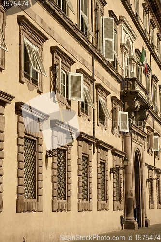 Image of Tuscan historic architecture