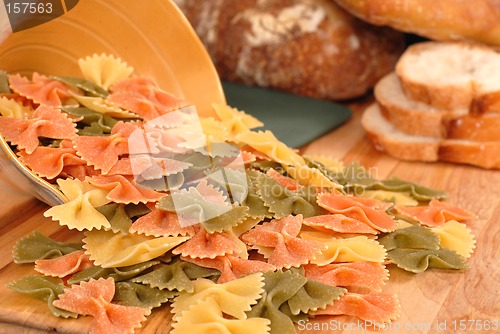 Image of Farfalle pasta with bread