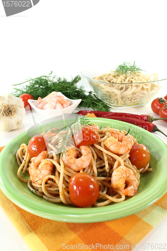 Image of spaghetti with shrimp and dill