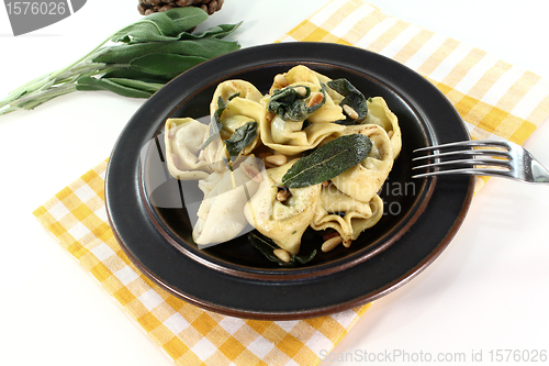 Image of rocket-ricotta tortellini with fresh sage butter