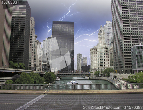 Image of Storm approaching Chicago, Illinois