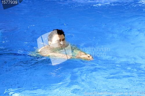 Image of man swimming during a competition