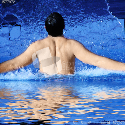 Image of cold water therapy after sauna  