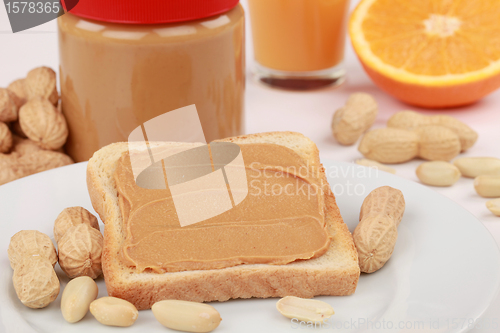 Image of Toast with peanut butter