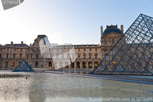 Image of Louvre Museum Entrance