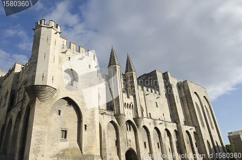 Image of palace of the popes in Avignon city