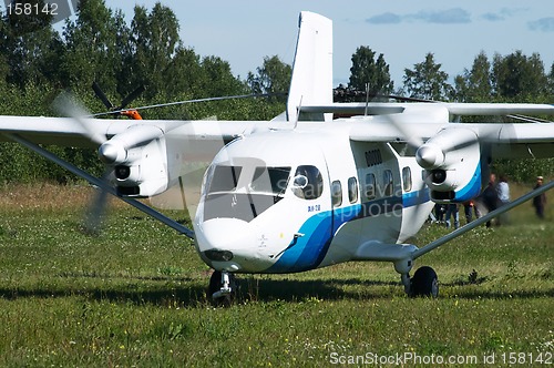 Image of Skydivers plane