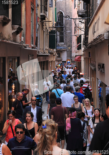 Image of Narrow street in Venice
