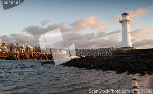 Image of lighthouse sunrise at wollongong