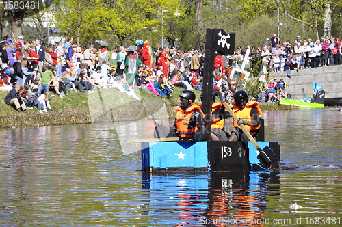 Image of A funny boat race