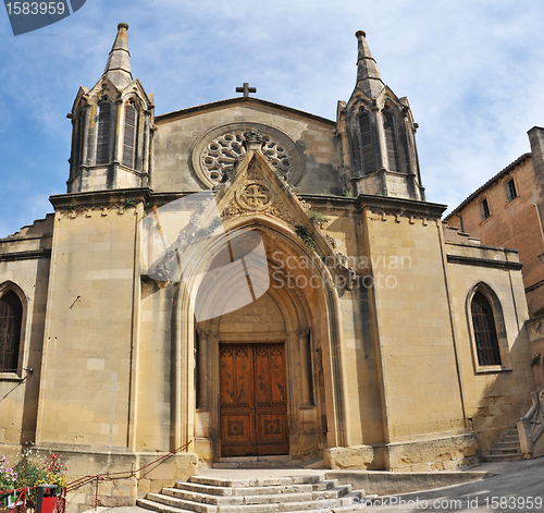 Image of church of Sommieres