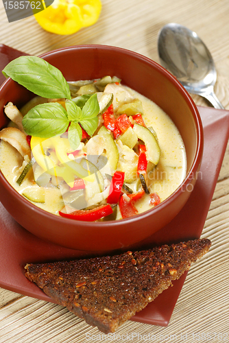 Image of fresh vegetable soup
