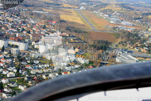 Image of Airplane landing