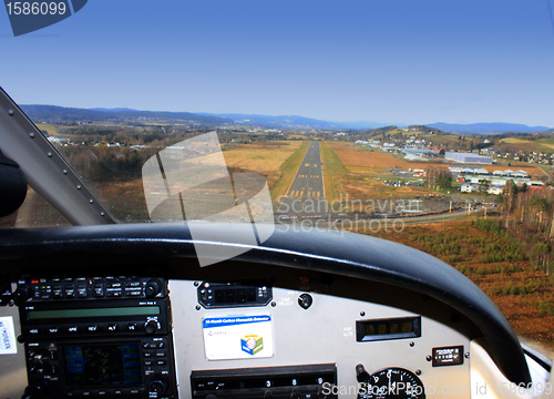 Image of Airplane landing