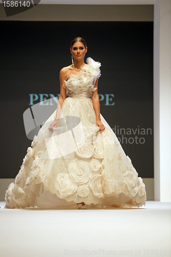 Image of Wedding dresses fashion show 