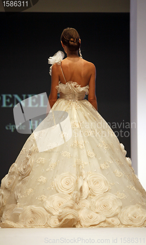 Image of Wedding dresses fashion show 