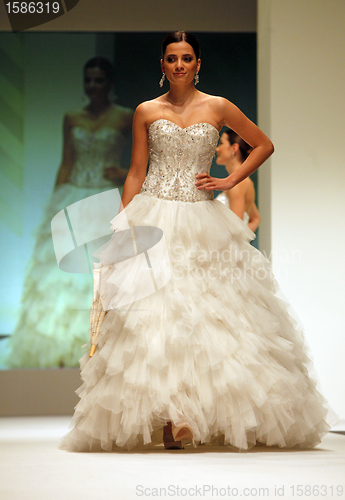 Image of Wedding dresses fashion show 