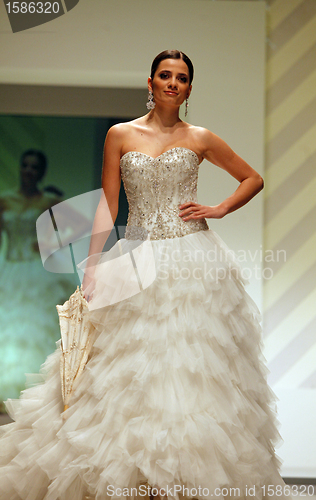 Image of Wedding dresses fashion show 