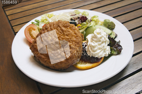 Image of Fried camembert