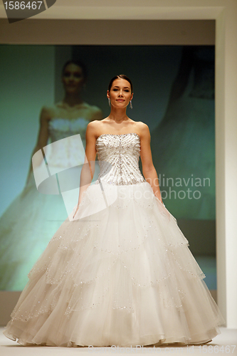 Image of Wedding dresses fashion show 