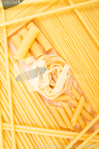 Image of Different kinds of italian pasta 