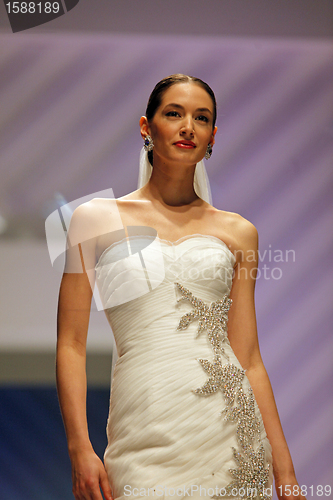 Image of Wedding dresses fashion show 