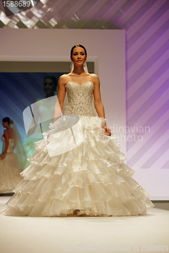Image of Wedding dresses fashion show 