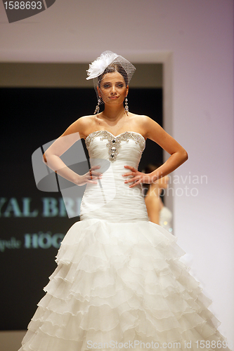 Image of Wedding dresses fashion show 