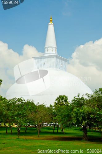 Image of Ruvanmali Maha Stupa Anuradhapura