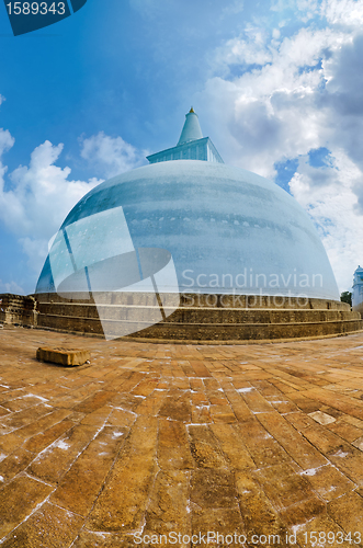 Image of Ruvanmali Maha Stupa Anuradhapura