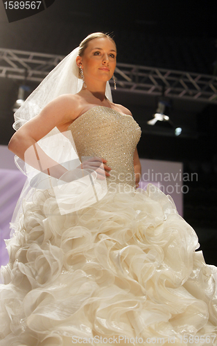 Image of Wedding dresses fashion show 