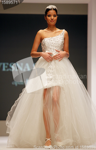 Image of Wedding dresses fashion show 