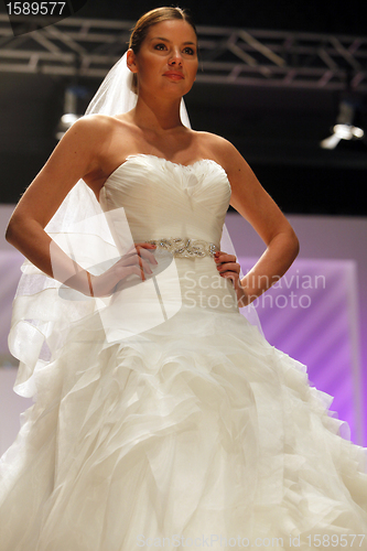 Image of Wedding dresses fashion show 