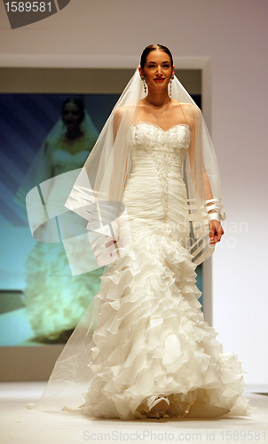 Image of Wedding dresses fashion show 