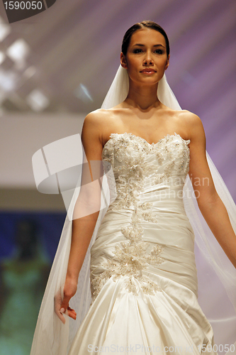 Image of Wedding dresses fashion show 