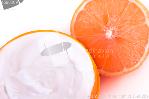 Image of revitalizing cream