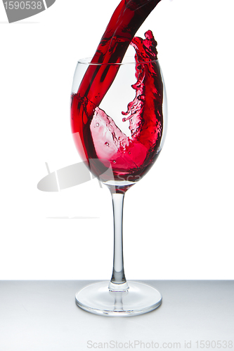 Image of red wine glass