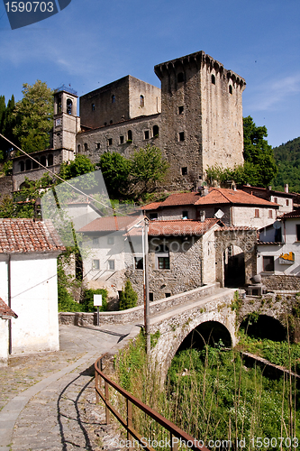 Image of tuscan castle