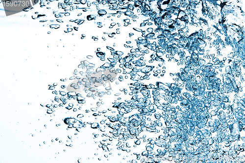 Image of bubbles in water