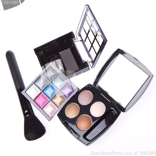 Image of compact eyeshadows