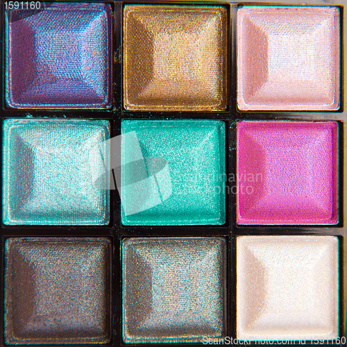 Image of colorful eyeshadows