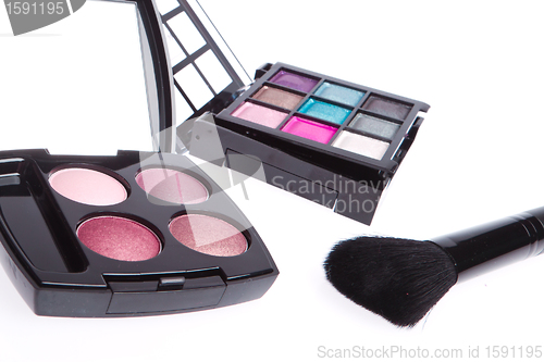 Image of compact eyeshadows