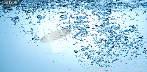 Image of bubbles in water